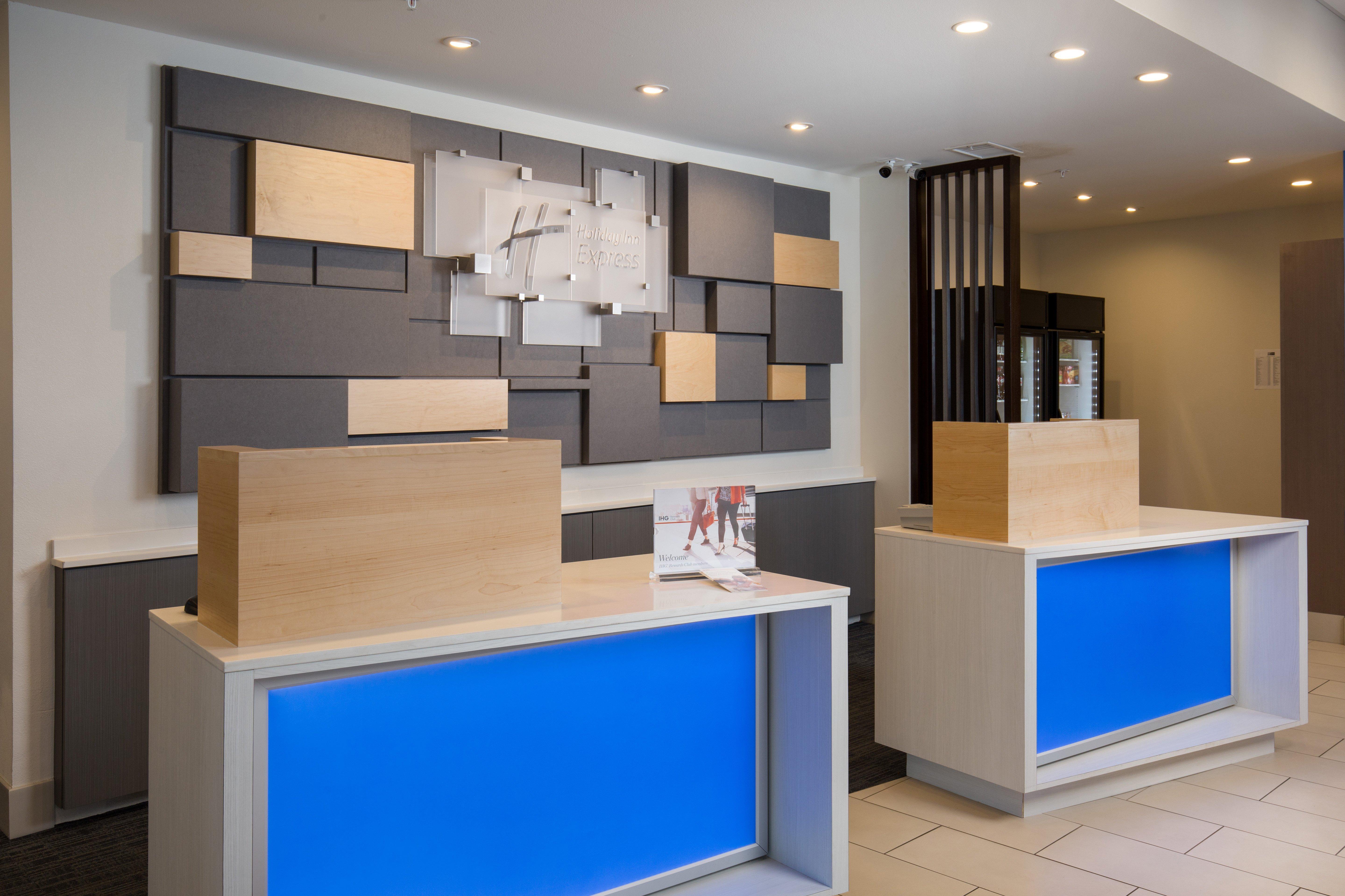 Hotel Express Visalia-sequoia Gateway Area By Ihg Visalia